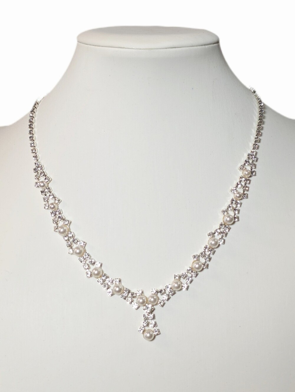 Elegant Pearl and Crystal Silver-Tone Necklace